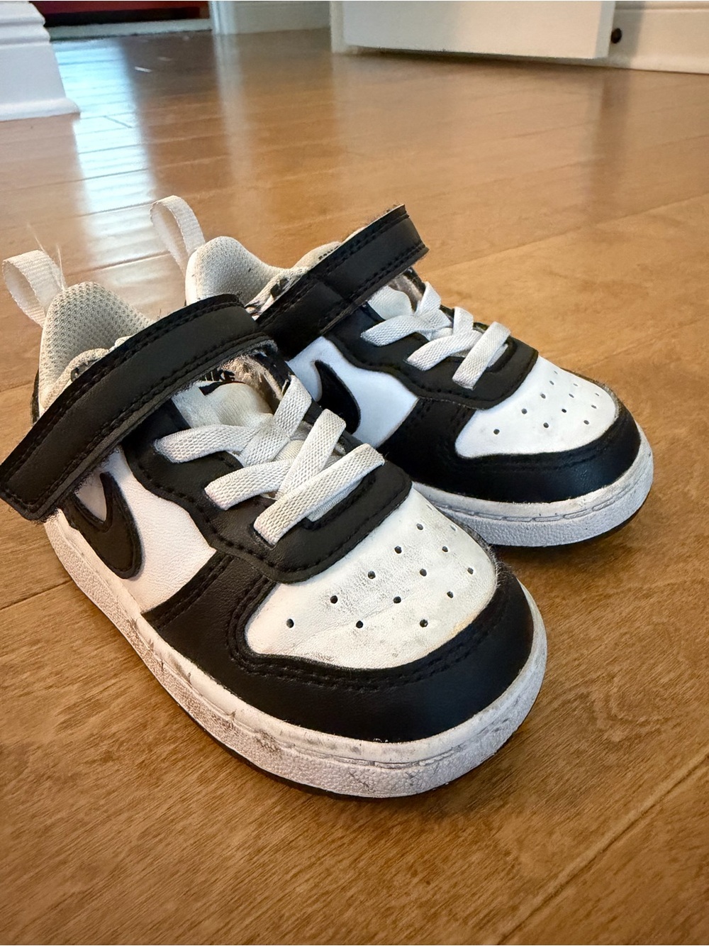 Nike Kids Black and White Sneakers